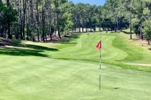 parcours de golf à l'Ardilouse