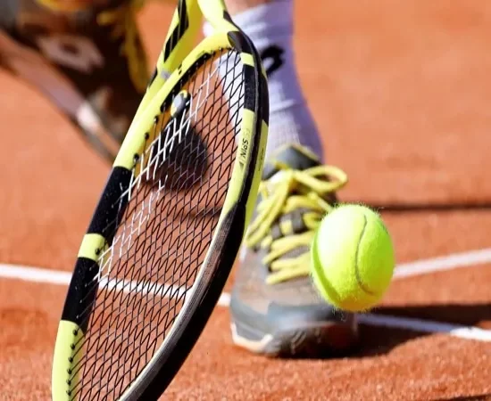 Lacanau ville sportive. Le tennis